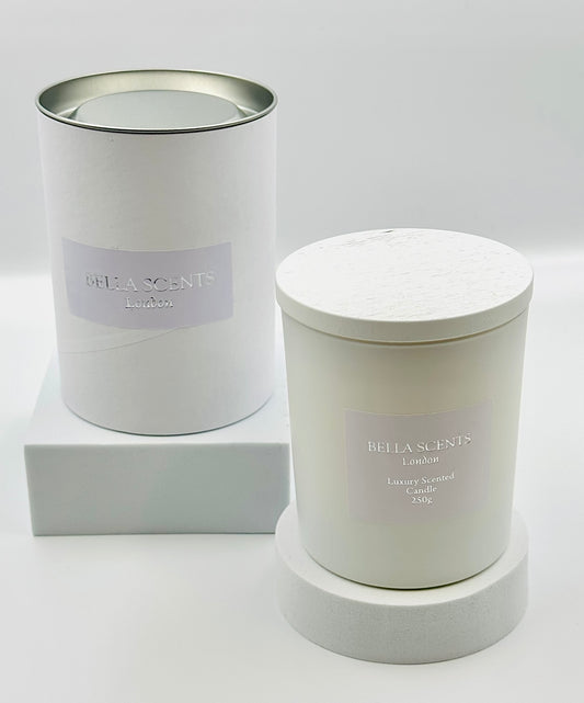 250g Amber Noir Candle